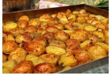 NAJBOLJI I NAJJEDNOSTAVNIJI RECEPT ZA MLADI KROMPIR: Da bi bio unutra mekan, a spolja hrskav, samo morate da uradite OVO prije pečenja, UVIJEK USPIJEVA