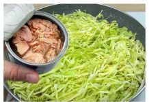 Ima li u vašoj smočnici kupusa i tunjevine iz konzerve? Ako je tako, svakako morate isprobati ovaj recept za kupus.