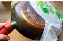 Uzmite ostarjelu, zaprljanu tavu i stavite je u plastičnu vrećicu: TRAGOVI OPALJENOSTI ĆE NESTATI SA JEDNOM ILI DVA PRIMJENE! Očekuju vas fascinantna otkrića.