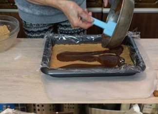 Za samo 20 minuta Bajadera se može pripremiti bez potrebe za mikserom ili pećnicom. A sada je postigla savršen okus!