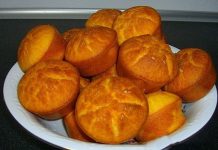 Uživajte u izvrsnom doručku pripremljenom u samo dvije minute, meke teksture upotpunjenoj sirom.