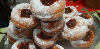 Najfiniji tradicionalni recept iz bakine kuhinje: lagane i nježne krafne koje nije potrebno mijesiti.