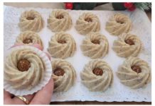 TRI JEDNOSTAVNA SASTOJKA KOJA SE TOPE U VAŠIM USTIMA: Nije vam potrebna pećnica, a poželjet ćete raditi ove kolačiće više puta—SAVRŠENI ZA BLAGDNE!