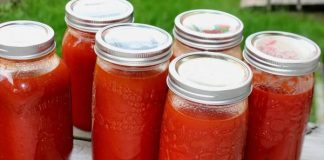 DOMAĆE MLJEVENE RAJČICE ZA ZIMNICU: Nije potrebno kuhati, a mogu se čuvati čak 2 godine.