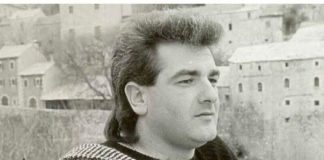 Jeste li upoznati s pjevačem iz Mostara? Postao je jedan od najpoznatijih glazbenika na Balkanu.