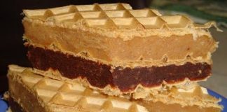 Pripremljeni u samo deset minuta, ovi čokoladni vafli izrađeni su prema tradicionalnom receptu koji se prenosi od bake.