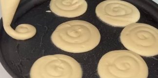 Sa samo jednim jajetom, jogurtom i brašnom možete pripremiti ovaj divan i nježan desert u samo pet minuta.