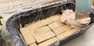 RECEPT ZA 1 MINUTU!!! Ovaj divan desert možete pripremati svaki dan od samo tri sastojka. 🤩