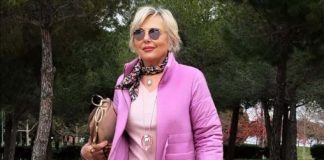 Strategije odijevanja za mladenačkiji izgled: Deset tehnika za povećanje mladolikosti.