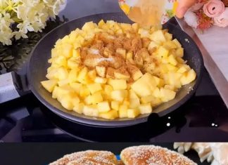 JASTUCI PUNJENI JABUKAMA: neizostavan desert za iskusiti