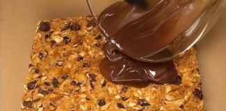 PROTEINSKI DESERT 💪🍫🍌 Ova brza, ukusna i hranjiva opcija savršena je za međuobrok, doručak ili podizanje energije!