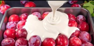 Savršen kolač od šljiva za samo 10 minuta! Najbolji recept. Topi se u ustima.