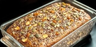 Ovaj PROTEINSKI kruh radim već 3 mjeseca i smršavila sam 3 kg! JAKO je hrskav i drži me BRZIM cijeli dan.