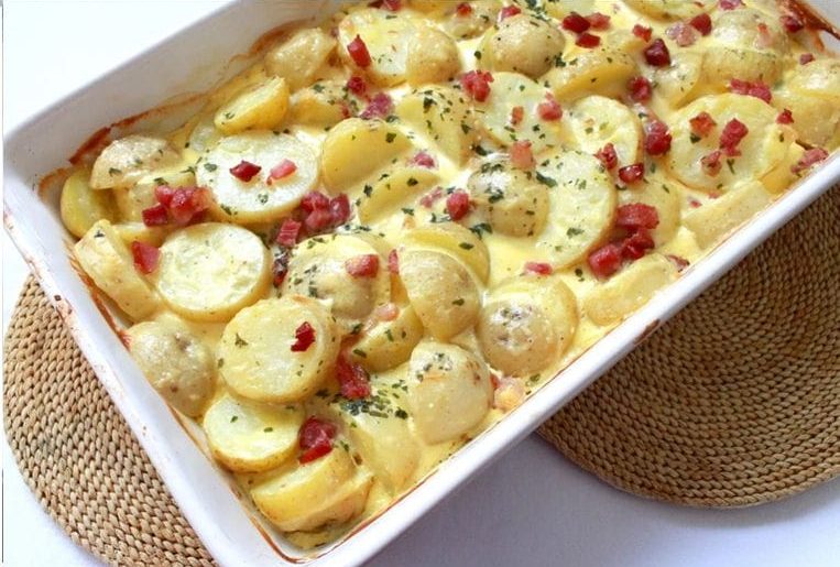 RUČAK NA BRZINU DA NE MOŽE BITI UKUSNIJI. KROMPIR KOJEG SVI VOLE! - featured image RUČAK NA BRZINU DA NE MOŽE BITI UKUSNIJI. KROMPIR KOJEG SVI VOLE! - featured image