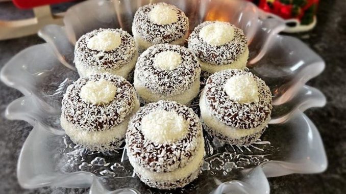 ŠUBARICE BEZ PEČENJA ZA SAMO 10 MINUTA…Idealan kolačić za praznike koji se brzo sprema… - featured image ŠUBARICE BEZ PEČENJA ZA SAMO 10 MINUTA…Idealan kolačić za praznike koji se brzo sprema… - featured image