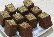 NAJBRŽI ČOKO-PLAZMA KOLAČ GOTOV ZA 10 MINUTA: Recept toliko prost da i dete može da ga napravi – sočne i ukusne NAJBRŽI ČOKO-PLAZMA KOLAČ GOTOV ZA 10 MINUTA: Recept toliko prost da i dete može da ga napravi – sočne i ukusne - featured image