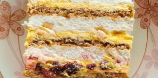 Savršeni spoj voća, oraha i kreme – Recept za najlepšu Moskva tortu! Savršeni spoj voća, oraha i kreme – Recept za najlepšu Moskva tortu! - featured image