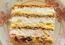 Savršeni spoj voća, oraha i kreme – Recept za najlepšu Moskva tortu! Savršeni spoj voća, oraha i kreme – Recept za najlepšu Moskva tortu! - featured image