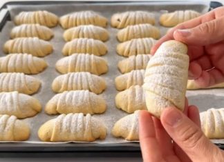 BRZI KEKSIĆI SA JABUKAMA SA JABUKAMA KOJI ĆE VAS OČARATI NA PRVI ZALOGAJ… BRZI KEKSIĆI SA JABUKAMA SA JABUKAMA KOJI ĆE VAS OČARATI NA PRVI ZALOGAJ… - featured image