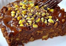 UZMITE OVSENE PAHULJICE, KAKAO I BANANE 🍌🍫 Napravite fantastičan desert bez dodatog šećera! 😍👌 UZMITE OVSENE PAHULJICE, KAKAO I BANANE 🍌🍫 Napravite fantastičan desert bez dodatog šećera! 😍👌 - featured image