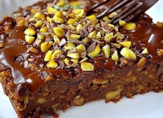 UZMITE OVSENE PAHULJICE, KAKAO I BANANE 🍌🍫 Napravite fantastičan desert bez dodatog šećera! 😍👌 UZMITE OVSENE PAHULJICE, KAKAO I BANANE 🍌🍫 Napravite fantastičan desert bez dodatog šećera! 😍👌 - featured image