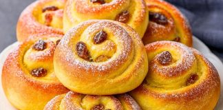 MEKANE DANSKE ROLNICE 🥰 Neodoljivo mekane, mirisne i pune kreme koja se topi u ustima 😍 Savršene za doručak ili uz kafu! MEKANE DANSKE ROLNICE 🥰 Neodoljivo mekane, mirisne i pune kreme koja se topi u ustima 😍 Savršene za doručak ili uz kafu! - featured image