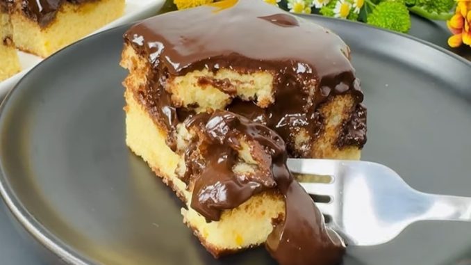 Kolač za 15 minuta! Kolač koji se topi u ustima! Bićete zadivljeni! Jednostavno i ukusno… - featured image Kolač za 15 minuta! Kolač koji se topi u ustima! Bićete zadivljeni! Jednostavno i ukusno… - featured image