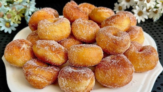 Ako imate 1 jaje i jogurt, ovaj desert možete napraviti za 5 minuta! Bez pećnice, pa čak ni dizanja tijesta. - featured image Ako imate 1 jaje i jogurt, ovaj desert možete napraviti za 5 minuta! Bez pećnice, pa čak ni dizanja tijesta. - featured image