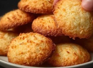 Kokosovi keksi za 5 minuta koji su osvojili internet! 3 savršena recepta! Kokosovi keksi za 5 minuta koji su osvojili internet! 3 savršena recepta! - featured image