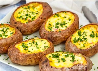 IZDUBITE KROMPIR I UBACITE JAJE – NEODOLJIVA IDEJA ZA VEČERU! 😍 Ne propustite ovo savršeno jednostavno jelo! IZDUBITE KROMPIR I UBACITE JAJE – NEODOLJIVA IDEJA ZA VEČERU! 😍 Ne propustite ovo savršeno jednostavno jelo! - featured image