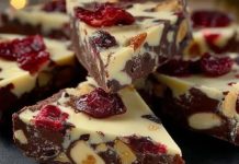 ČOKOLADNI TROUGLOVI SA BRUSNICAMA 🍫🍒 savršeni su za posebne prilike ili kada poželite sebe počastiti nečim finim i drugačijim ČOKOLADNI TROUGLOVI SA BRUSNICAMA 🍫🍒 savršeni su za posebne prilike ili kada poželite sebe počastiti nečim finim i drugačijim - featured image