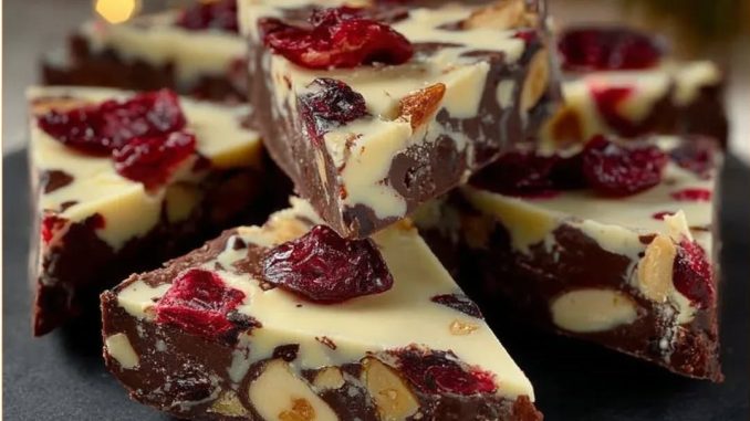 ČOKOLADNI TROUGLOVI SA BRUSNICAMA 🍫🍒 savršeni su za posebne prilike ili kada poželite sebe počastiti nečim finim i drugačijim - featured image ČOKOLADNI TROUGLOVI SA BRUSNICAMA 🍫🍒 savršeni su za posebne prilike ili kada poželite sebe počastiti nečim finim i drugačijim - featured image