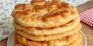 „Bathura Lepinice“ je omiljena varijanta doručka među djecom koja se može pripremiti za samo 20 minuta. „Bathura Lepinice“ je omiljena varijanta doručka među djecom koja se može pripremiti za samo 20 minuta. - featured image