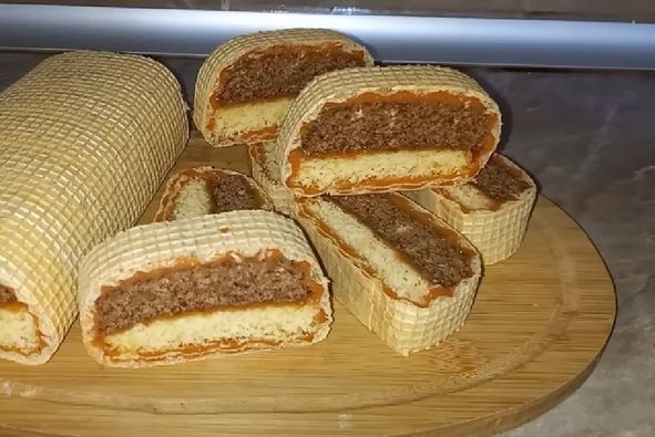 ROLAT OD OBLATNE:BAKIN RECEPT KOJI NIKAD NE PROMAŠI - featured image ROLAT OD OBLATNE:BAKIN RECEPT KOJI NIKAD NE PROMAŠI - featured image