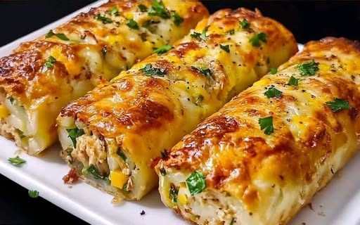 Samo pomiješajte 3 jaja i krompir! Ovo jelo će odmah sve impresionirati! - featured image Samo pomiješajte 3 jaja i krompir! Ovo jelo će odmah sve impresionirati! - featured image