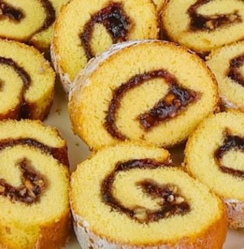🍇✨ ROLAT SA DOMAĆIM DŽEMOM OD ŠLJIVA 😍 – SOČAN, MIRISAN I NEODOLJIVO UKUSAN! 🍰💜 🍇✨ ROLAT SA DOMAĆIM DŽEMOM OD ŠLJIVA 😍 – SOČAN, MIRISAN I NEODOLJIVO UKUSAN! 🍰💜 - featured image