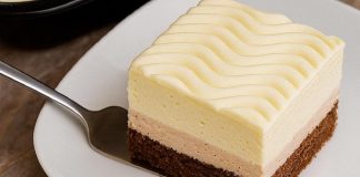 Savršen kremasti kolač sa plazmom: Svi koji su ga probali su oduševljeni Savršen kremasti kolač sa plazmom: Svi koji su ga probali su oduševljeni - featured image