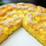 Kolač od jabuka sa samo 3 jabuke, malo brašna i 3 jaja, gotov za 10 minuta u rerni! Kolač od jabuka sa samo 3 jabuke, malo brašna i 3 jaja, gotov za 10 minuta u rerni! - featured image