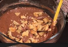 MEKA ČOKO-KEKS TORTA ZA 5 MINUTA 🍫✨ – čudo od deserta s nevjerovatnim ukusom koje ćete praviti iznova i iznova MEKA ČOKO-KEKS TORTA ZA 5 MINUTA 🍫✨ – čudo od deserta s nevjerovatnim ukusom koje ćete praviti iznova i iznova - featured image