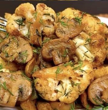 PRSTE DA POLIŽEŠ! 🤤 Ukusan karfiol s gljivama – neodoljiva kombinacija za svaki dan! 🍄 PRSTE DA POLIŽEŠ! 🤤 Ukusan karfiol s gljivama – neodoljiva kombinacija za svaki dan! 🍄 - featured image