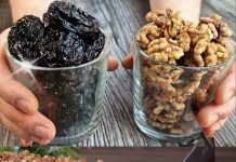 DESERT KOJI OSVAJA SVE ZA SAMO 5 MINUTA – KREMASTI KOLAČ SA SUHIM ŠLJIVAMA I ORASIMA DESERT KOJI OSVAJA SVE ZA SAMO 5 MINUTA – KREMASTI KOLAČ SA SUHIM ŠLJIVAMA I ORASIMA - featured image