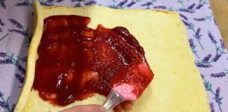 VANILIJA ROLAT SA DOMAĆIM PUNJENJEM OD JAGODA VANILIJA ROLAT SA DOMAĆIM PUNJENJEM OD JAGODA - featured image