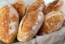 NE PECITE HLJEB DOK NE VIDITE OVAJ RECEPT! 🥖 Bez mijesenja, a ispada SAVRŠENO — hrskava korica, mekana sredina i predivan miris domaćeg hljeba! 😍 NE PECITE HLJEB DOK NE VIDITE OVAJ RECEPT! 🥖 Bez mijesenja, a ispada SAVRŠENO — hrskava korica, mekana sredina i predivan miris domaćeg hljeba! 😍 - featured image