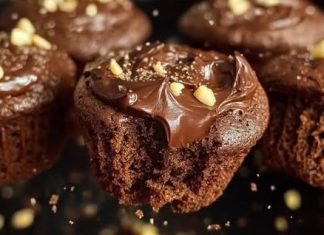 KAKAO MAFINI SA BANANAMA.. PREUKUSNI DESERT GOTOV ZA PAR MINUTA… KAKAO MAFINI SA BANANAMA.. PREUKUSNI DESERT GOTOV ZA PAR MINUTA… - featured image