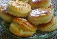 NIKAD BOLJE NISMO PROBALI: Pogačice koje se tope u ustima (30 min pečenja)! NIKAD BOLJE NISMO PROBALI: Pogačice koje se tope u ustima (30 min pečenja)! - featured image