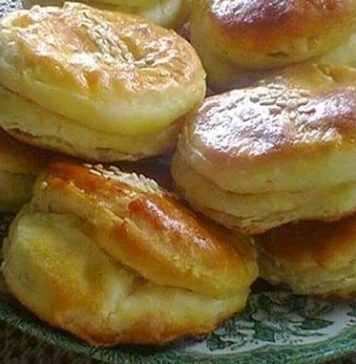 NIKAD BOLJE NISMO PROBALI: Pogačice koje se tope u ustima (30 min pečenja)! NIKAD BOLJE NISMO PROBALI: Pogačice koje se tope u ustima (30 min pečenja)! - featured image