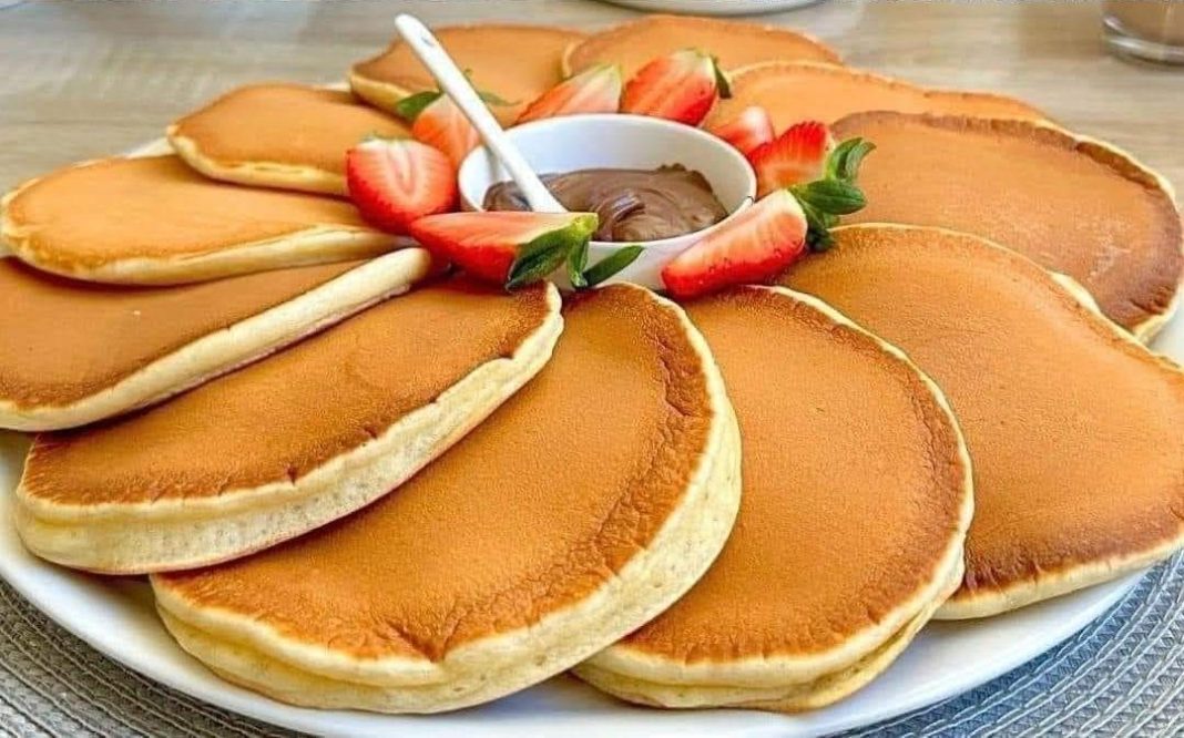 Pahuljasta palačinka za samo 5 minuta! Nevjerovatno ukusno i jednostavno za napraviti! - featured image