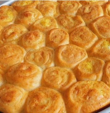 NAJBOLJA PITA SA SIROM 🧀🥧 Sočna, mekana i savršeno kremasta — recept koji osvaja svaki put! NAJBOLJA PITA SA SIROM 🧀🥧 Sočna, mekana i savršeno kremasta — recept koji osvaja svaki put! - featured image