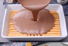 Bez pečenja i lako za pripremu! Kao tiramisù u obliku torte – ali jednostavnije i jednako ukusno Bez pečenja i lako za pripremu! Kao tiramisù u obliku torte – ali jednostavnije i jednako ukusno - featured image