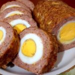 ROLAT OD MLJEVENOG MESA S KUHANIM JAJIMA ROLAT OD MLJEVENOG MESA S KUHANIM JAJIMA - featured image